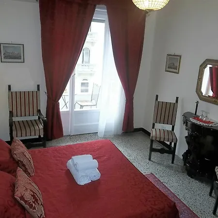Casa de hóspedes Well - Santa Lucia Nápoles