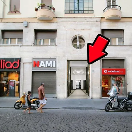 Piazza Carita Pensión