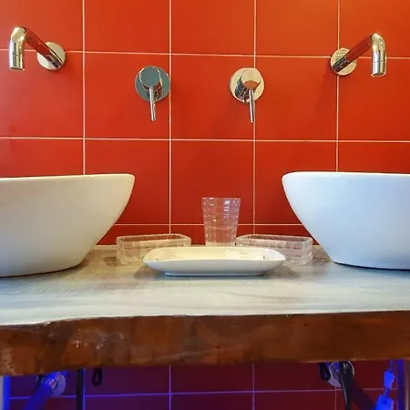Bed & Breakfast The Spanish Palace, Suites, Rooms, & Terraces 3*