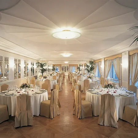 Hotel Grand Vesuvio