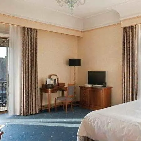 Grand Santa Lucia فندق نابولي