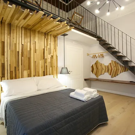 The Dante House By House In 2* Napels