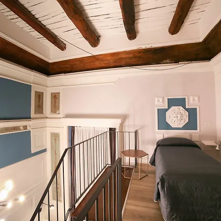The Dante House By House In Bed & Breakfast