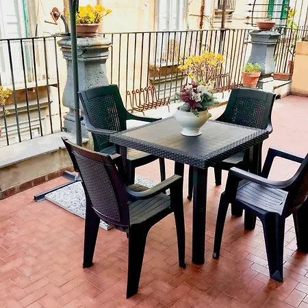 Casa Beatrice, Appartamento Nel Centro Di Napoli Appartamento *
