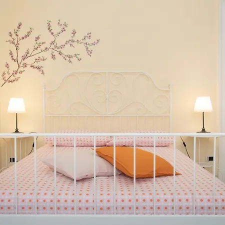 Casa Beatrice, Appartamento Nel Centro Di Napoli * Napoli