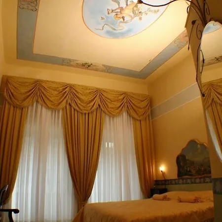 Hotel Art Galleria Umberto 4*