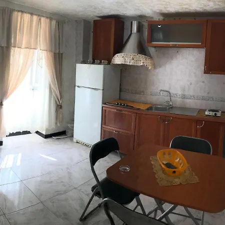 Fortune House * Naples