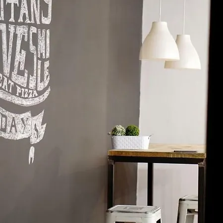 Casa vacanze Art House In The Artist Workspace In The Center *