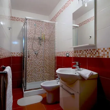 Mele@spaccanapoli Apartment Naples