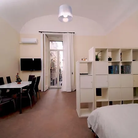 Mele@spaccanapoli Apartment *