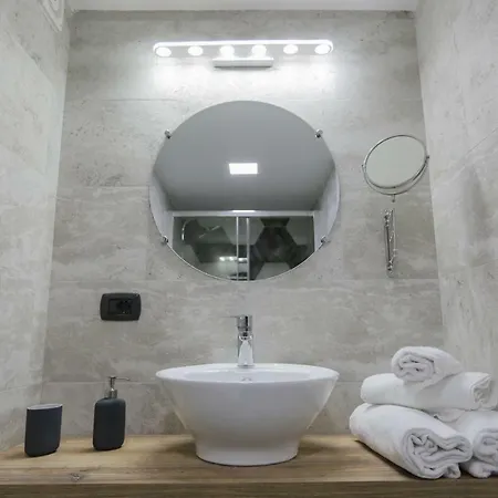 Santa Chiara Loft Apartment Naples