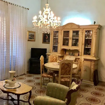 La Casa Di Nonna Apartment *