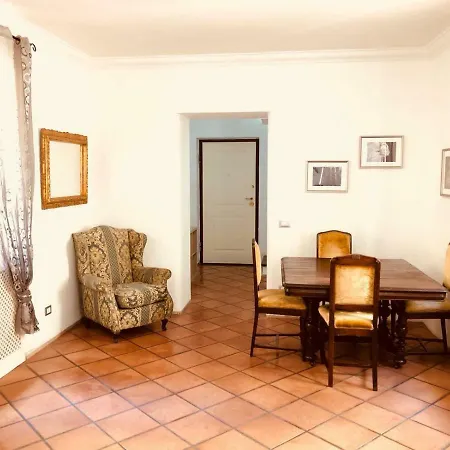 Palazzo Rota House Naples