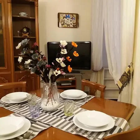 Casa Lillina A Toledo , Near Piazza Del Plebiscito Apartment