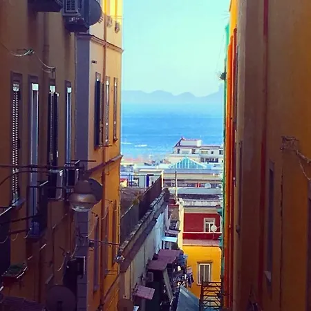 La Grotta Di Partenope *