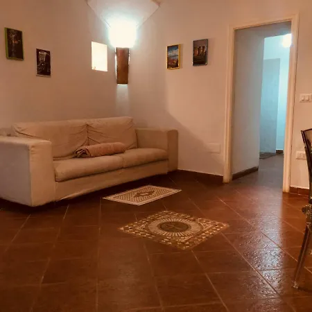 La Grotta Di Partenope Naples