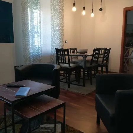 Vicaria - - Apartment *