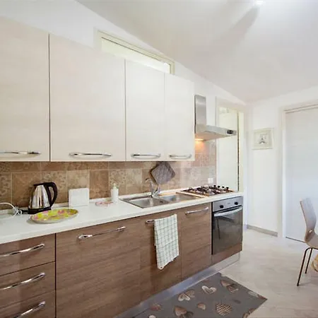 Garden House In Apartment Naples