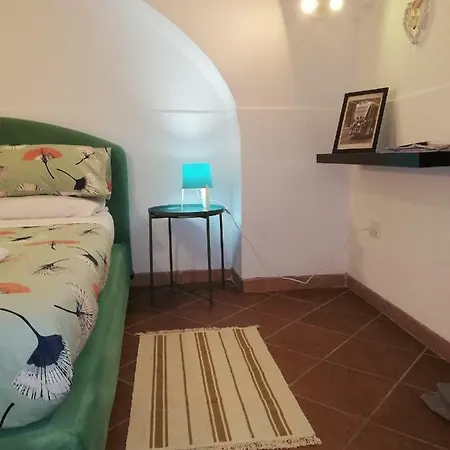 Apartment La Grotta Di Partenope *