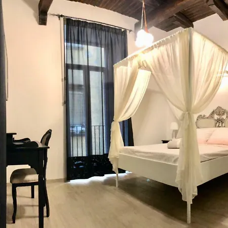 Teatro Nuovo Apartment Naples