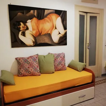 Casa Lillina A Toledo , Near Piazza Del Plebiscito Naples