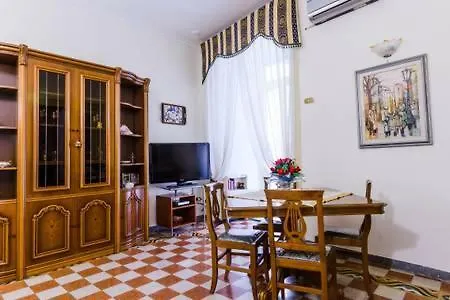 Casa Lillina A Toledo , Near Piazza Del Plebiscito *