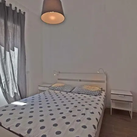 Holiday home Il Rosso E Il Nero Naples