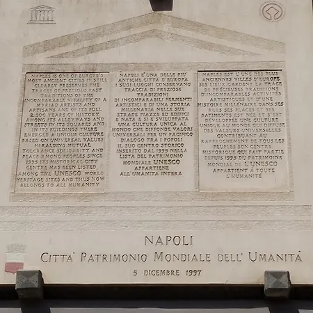 Casa Lillina A Toledo , Near Piazza Del Plebiscito * Naples