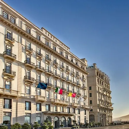 فندق Grand Santa Lucia 4*