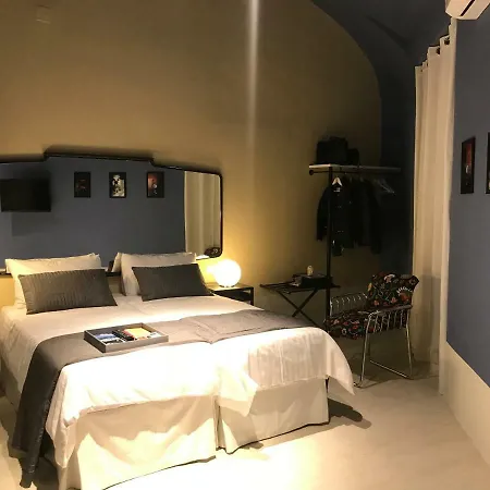Alojamento de Acomodação e Pequeno-almoço Tresette Toledo Nápoles