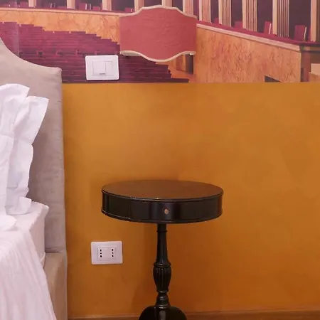 Spaccanapoli Soul Bed & Breakfast 3*
