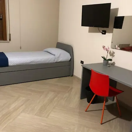 Napoli City Inn 3* Neapol