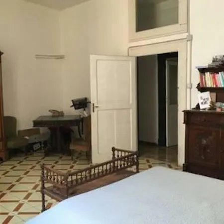 Casa Flor Naples