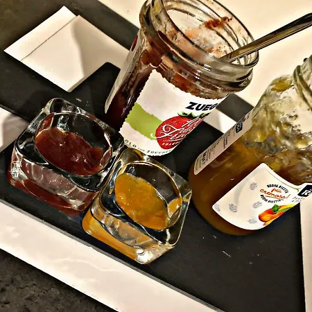 Napoli City Inn Neapol