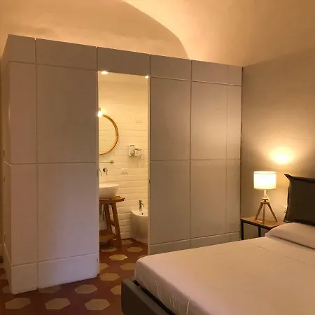 Affittacamere Palazzo Pignatelli *
