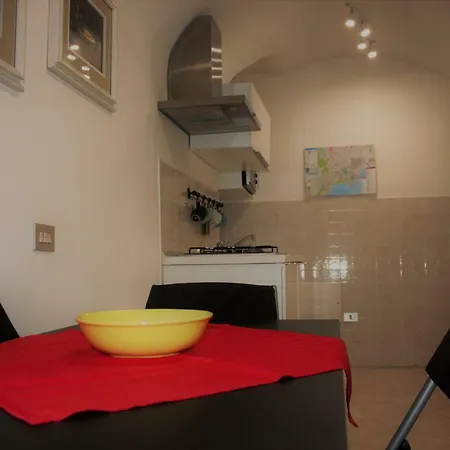 Holiday home Casa Nel Cuore Di Centro Storico Naples