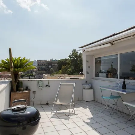 Martucci With Seaview Appartement