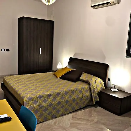 Napoli City Inn Neapol