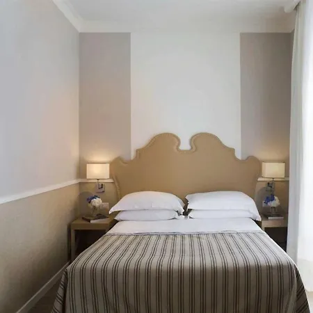 Hotel Starhotels Terminus 4*