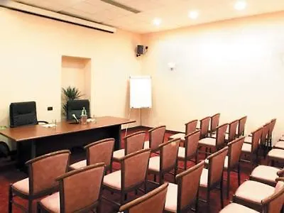鲁纳罗莎酒店 那不勒斯