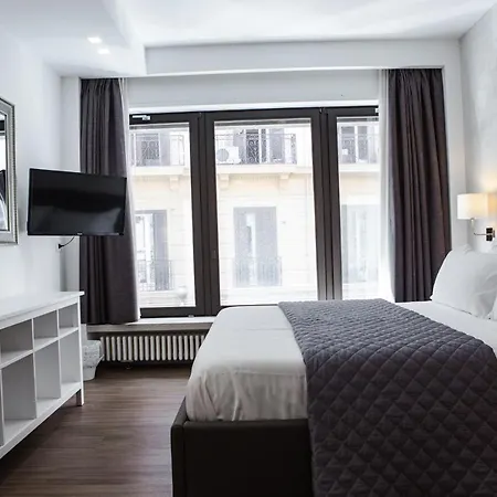 Prestige Chiaia Hotel 3*