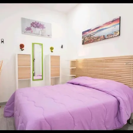 Apartment Flower Power Naples