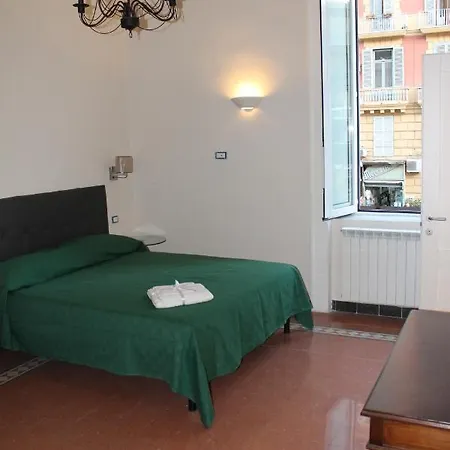 Mergellina 121 Apartment's Bed & Breakfast *