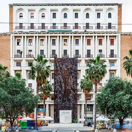 Art Piazza Carita' Hotel
