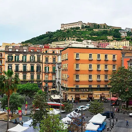 Art Piazza Carita'