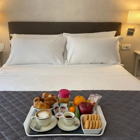Hotel Prestige Chiaia 3*
