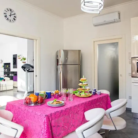 Ferdinando Arthouse Oversized Modern - By Gocce Team Naples