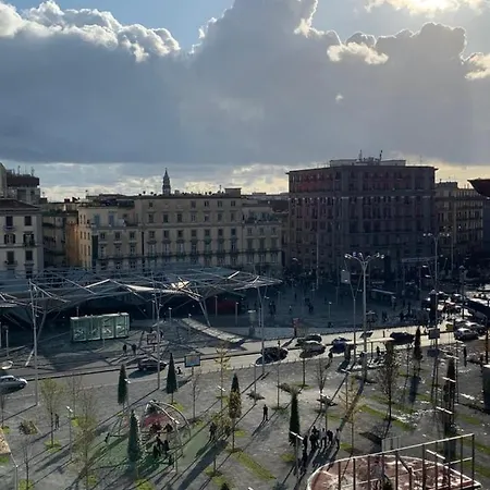 Re Carlo Naples