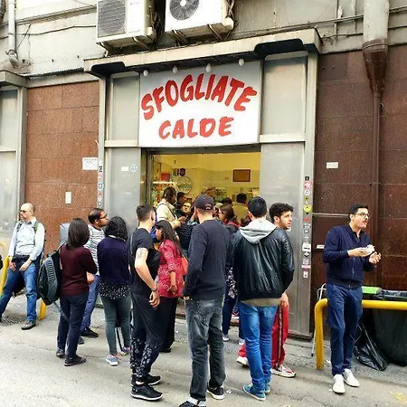Re Carlo Naples