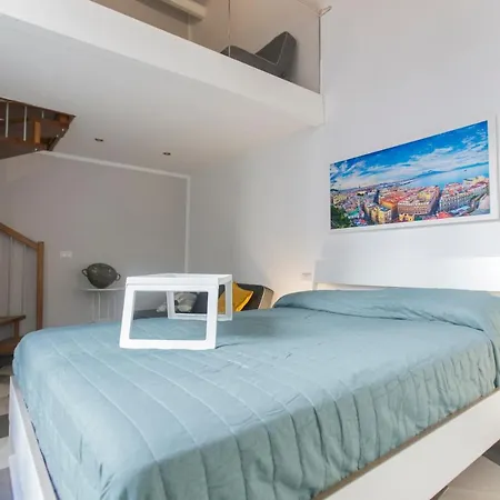 Anticaglia/24 Bed and Breakfast